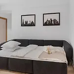 Opera - Cismigiu, Eroilor, Free Private Parking Apartament Bukareszt