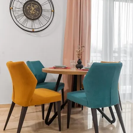 Opera - Cismigiu, Eroilor, Free Private Parking Bucureşti