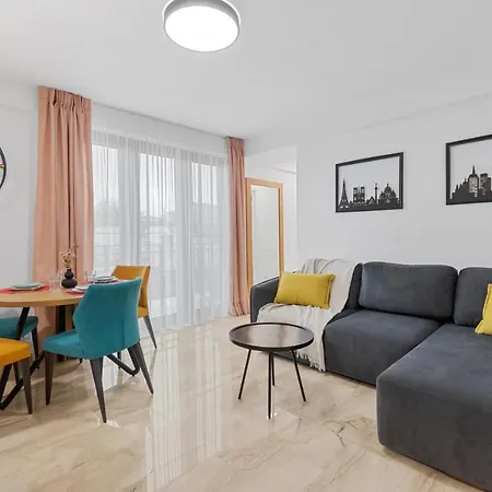 Opera - Cismigiu, Eroilor, Free Private Parking Βουκουρέστι