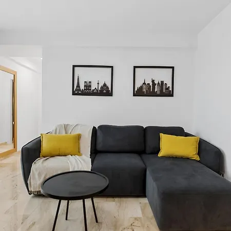 Opera - Cismigiu, Eroilor, Free Private Parking Appartement Boekarest