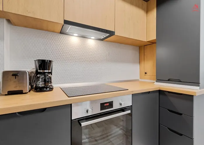 Opera - Cismigiu, Eroilor, Free Private Parking Apartment