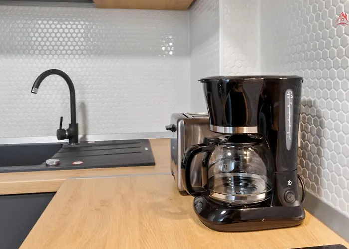 Opera - Cismigiu, Eroilor, Free Private Parking * Бухарест