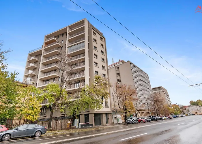 Opera - Cismigiu, Eroilor, Free Private Parking